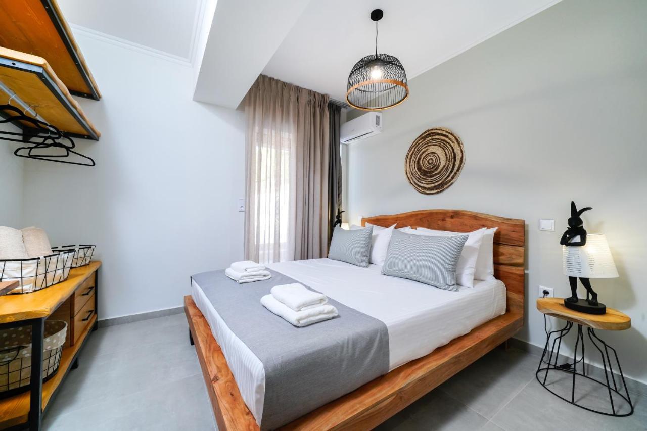 Videre Luxury Suites Potos Exterior photo