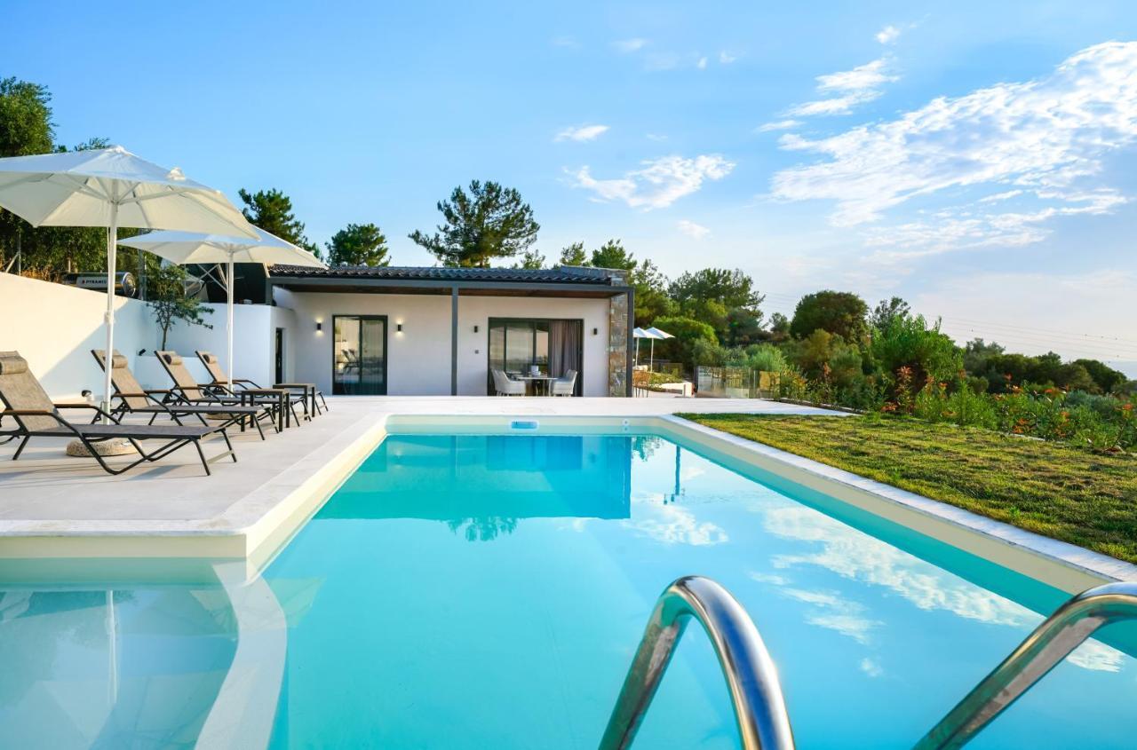 Videre Luxury Suites Potos Exterior photo