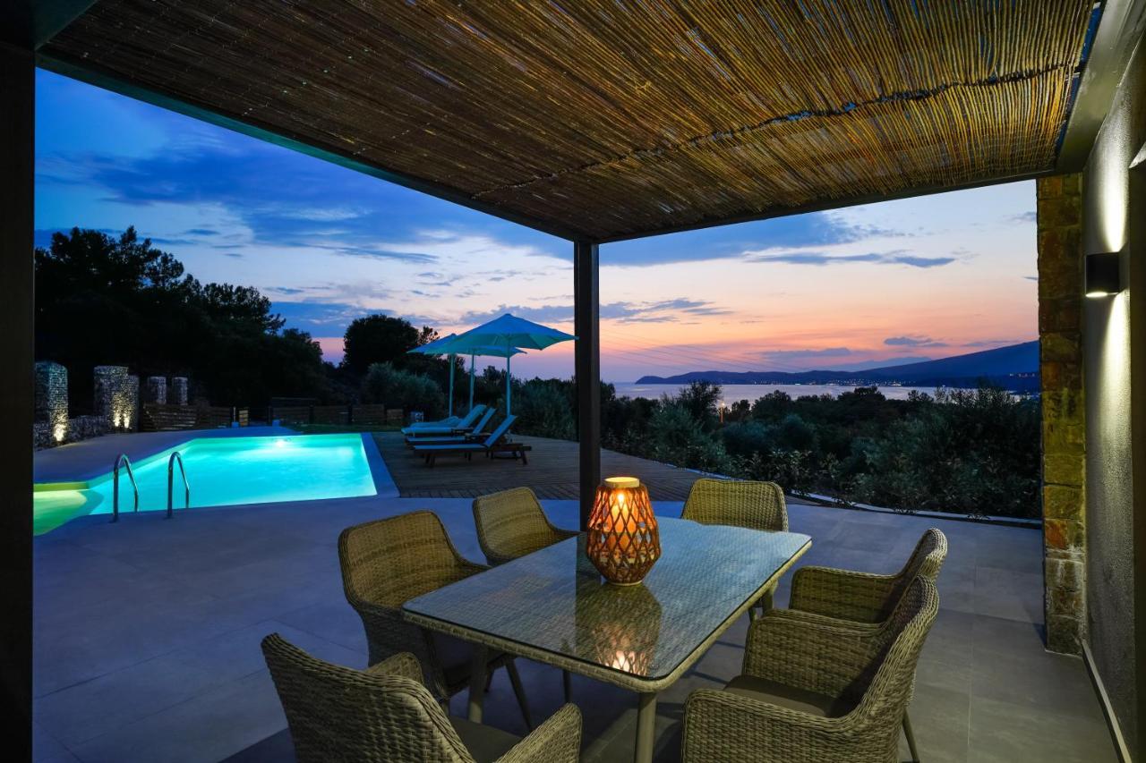 Videre Luxury Suites Potos Exterior photo
